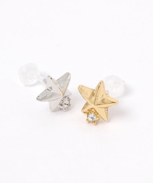 LAKOLE(ラコレ)の「星ビジュー樹脂ポストピアス / 592930(ピアス(両耳用)・レディース・その他1/その他2・FREE)」の3枚目の写真