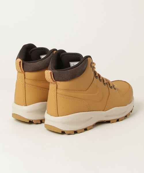NIKE(ナイキ)の「NIKE/ナイキ マノアレザー(スニーカー・メンズ・ライトブラウン・23cm/23.5cm/24cm/24.5cm/25cm/25.5cm/26cm/26.5cm/27cm/27.5cm/28cm/22.5cm)」の2枚目の写真