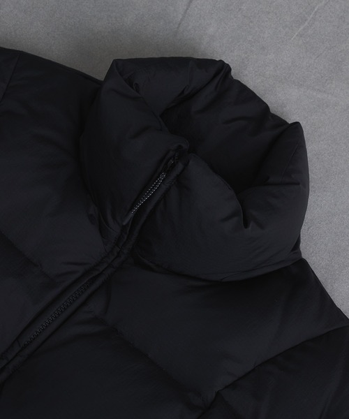 PUBLIC TOKYO（パブリックトウキョウ）の「【再入荷なし】ステッチスタンドショートモンスターダウン　/防寒/冬服/軽量/ブルゾン/大人気（ダウンジャケット/コート・メンズ・ブラック/ライトブルー・1/2）」の12枚目の写真