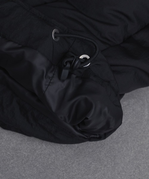 PUBLIC TOKYO（パブリックトウキョウ）の「【再入荷なし】ステッチスタンドショートモンスターダウン　/防寒/冬服/軽量/ブルゾン/大人気（ダウンジャケット/コート・メンズ・ブラック/ライトブルー・1/2）」の17枚目の写真