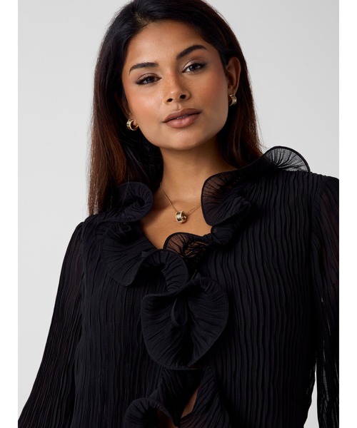 Guess（ゲス）の「Long Sleeves Faye Top 長袖ブラウス（シャツ/ブラウス・レディース・ブラック・SMALL/MEDIUM/X-SMALL）」の10枚目の写真