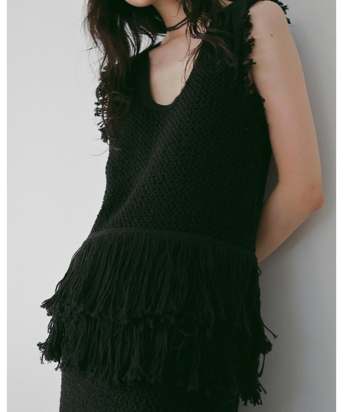 anuke（アンヌーク）の「Fringe Knit Tanktop（タンクトップ・レディース・アイボリー/ブラック・FREE）」の15枚目の写真