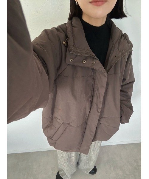 LBC（エルビーシー）の「スタンドネックワッシャー中綿ブルゾン（ブルゾン・レディース・ブラック/グレイッシュベージュ/ダークブラウン・M/L）」の9枚目の写真