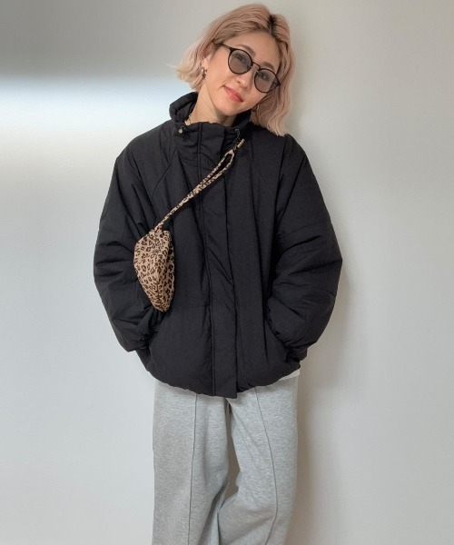 LBC（エルビーシー）の「スタンドネックワッシャー中綿ブルゾン（ブルゾン・レディース・ブラック/グレイッシュベージュ/ダークブラウン・M/L）」の21枚目の写真