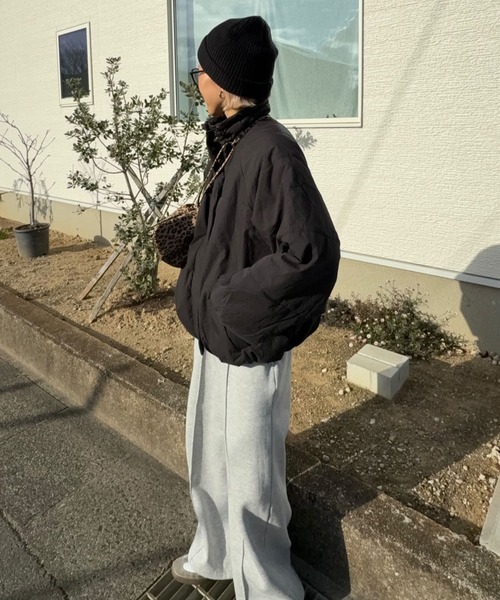 LBC（エルビーシー）の「スタンドネックワッシャー中綿ブルゾン（ブルゾン・レディース・ブラック/グレイッシュベージュ/ダークブラウン・M/L）」の20枚目の写真