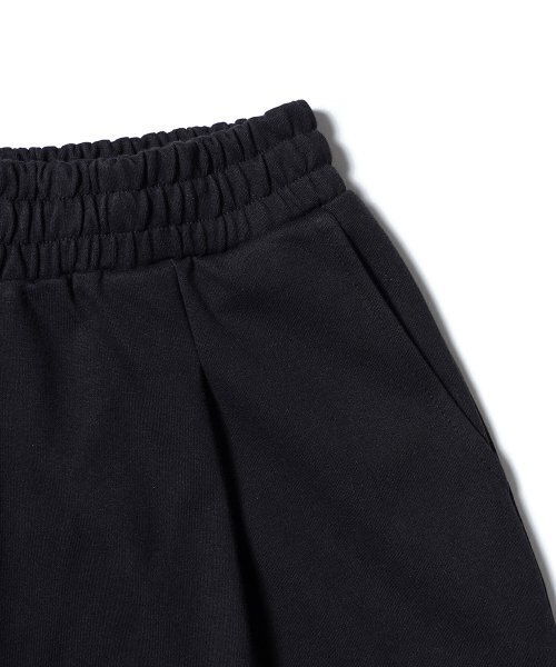 GAKKAI UNIONS（ガッカイユニオンズ）の「ワンタックスウェットバミューダカーゴパンツブラック（その他パンツ・レディース・その他・SMALL/MEDIUM/LARGE）」の4枚目の写真
