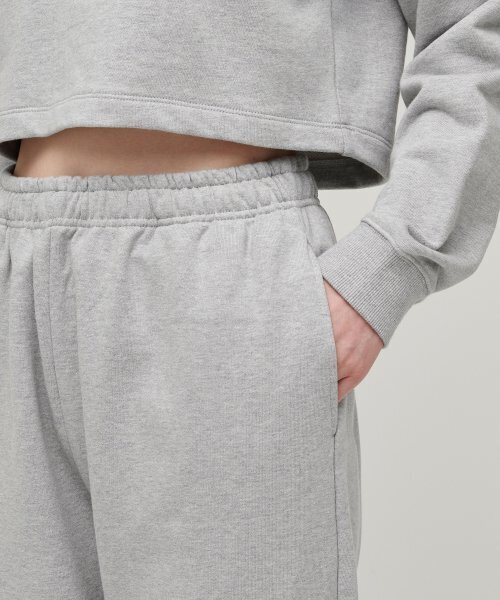 MUSINSA STANDARD WOMAN（ムシンサスタンダードウーマン）の「レディースリラックススウェットパンツ[ミディアムグレー]（スウェットパンツ・レディース・その他・SMALL/MEDIUM/LARGE/X-SMALL）」の5枚目の写真