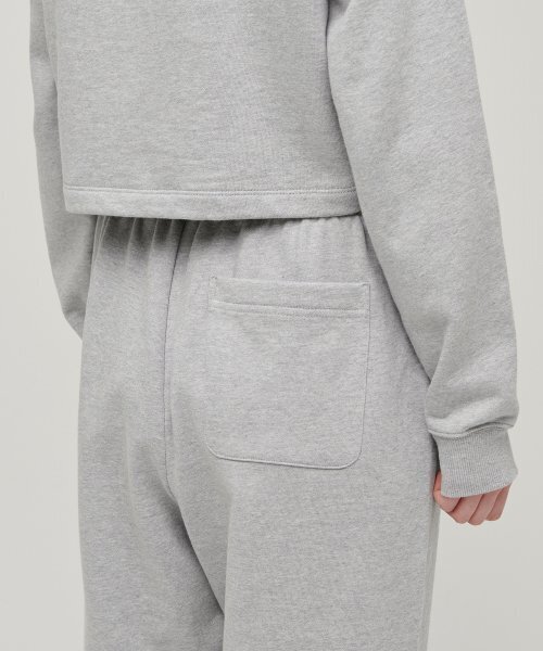 MUSINSA STANDARD WOMAN（ムシンサスタンダードウーマン）の「レディースリラックススウェットパンツ[ミディアムグレー]（スウェットパンツ・レディース・その他・SMALL/MEDIUM/LARGE/X-SMALL）」の6枚目の写真