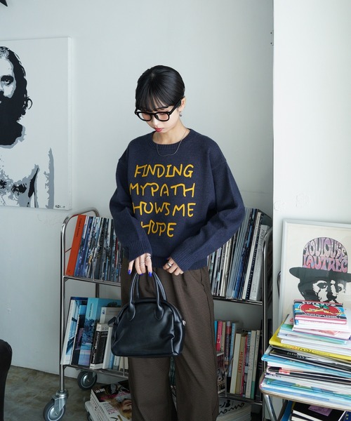 Chillfar（チルファー）の「レタリングカラフルロゴニット（ニット/セーター・レディース・レッド/アイボリー/グレー/ネイビー系/イエロー・FREE）」の21枚目の写真