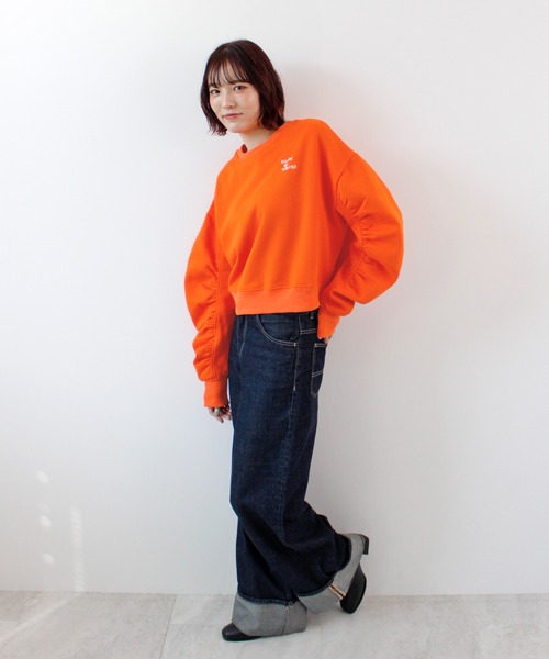 ABYS(アビス)の「袖シャーリング裏起毛スウエット(スウェット・レディース・ピンク/ネイビー/オレンジ/杢グレー・FREE)」の13枚目の写真