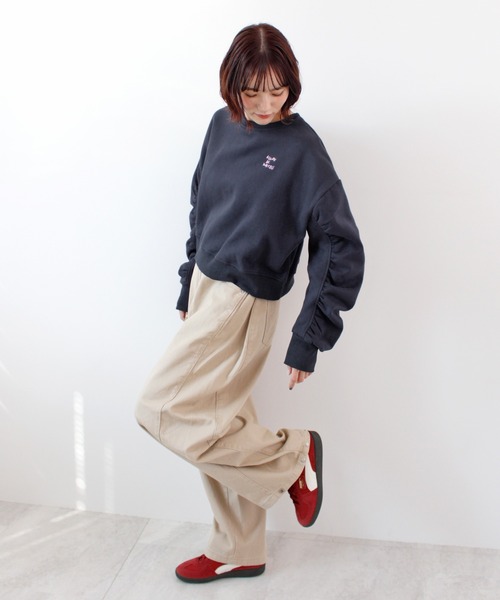 ABYS(アビス)の「袖シャーリング裏起毛スウエット(スウェット・レディース・ピンク/ネイビー/オレンジ/杢グレー・FREE)」の19枚目の写真