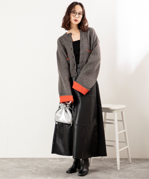 MILLION CARATS（ミリオンカラッツ）の「【ふわ軽あったか＆きれい見え】配色が洒落る！アルパカタッチのWフェイスカーデ（カーディガン/ボレロ・レディース・オフホワイト/チャコールグレー/ブラウン・FREE）」の10枚目の写真