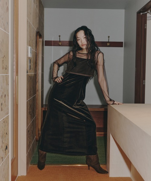 ANDRESD（アンドレスド）の「ボリュームラッフルレイヤードレス