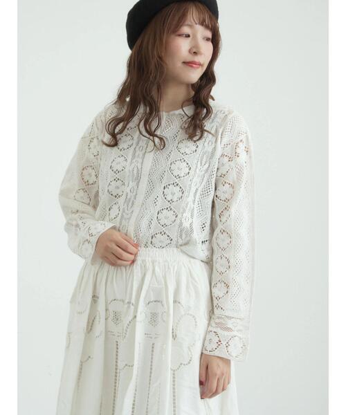 TSUHARU by Samansa Mos2(ツハルバイサマンサモスモス)の「レースパッチワークセーラー襟ブラウス(シャツ/ブラウス・レディース・ブラック/ブルー/オフホワイト・F)」の7枚目の写真