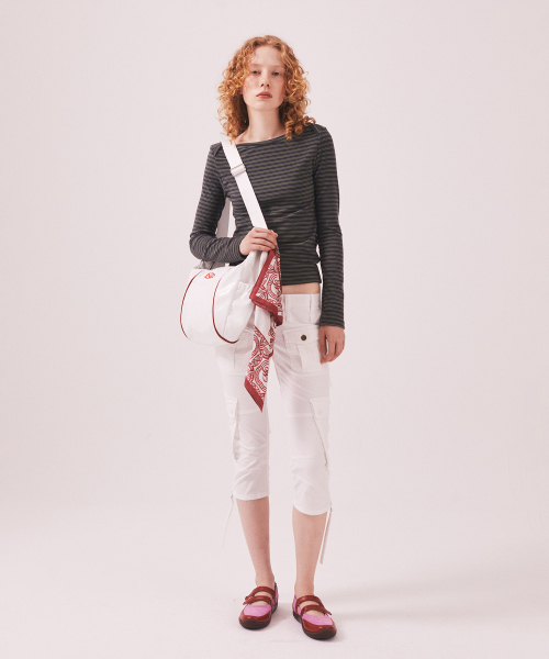 MENASOO(ミナス)の「Brushed Striped Boatneck Long T Shirt_Khaki(Tシャツ/カットソー・レディース・カーキ・F)」の4枚目の写真