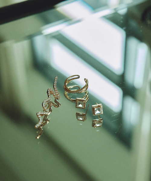 SLOBE IENA（スローブイエナ）の「《WEB限定サイズあり》ODUL/オジュール SLOBE別注 クロスリング（リング・レディース・ゴールド・FREE/11/13）」の6枚目の写真