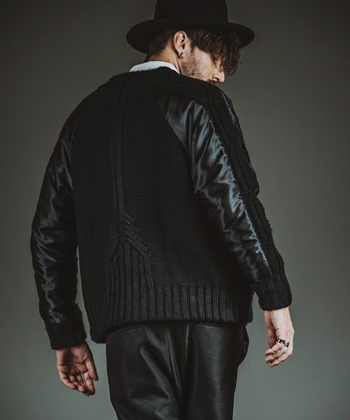 NO ID.(ノーアイディ)の「mj11324-ドッキングニットスーベニアJKT ジャケット(857010-380B)(その他アウター・メンズ・シルバー/ブラック・ONE SIZE)」の1枚目の写真