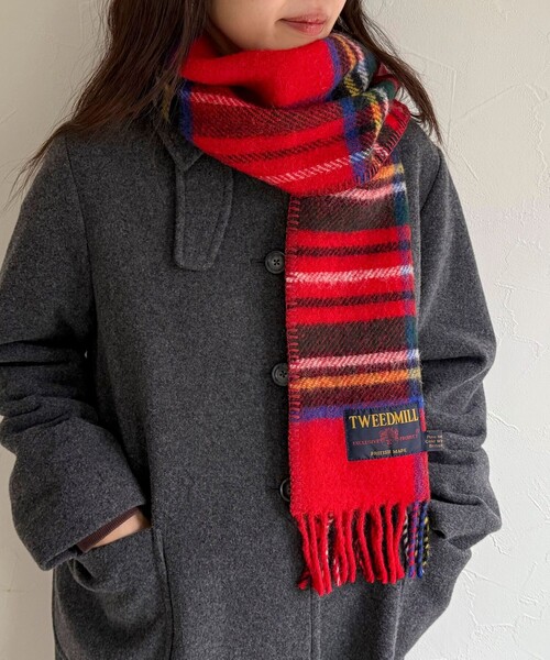fredy emue（フレディエミュ）の「【TWEED MILL/ツイードミル】サイドステッチウールチェックマフラー（マフラー・レディース・レッド系その他/グリーン系その他/ホワイト系その他2/ブラック系その他/ブルー系その他6・FREE）」の15枚目の写真