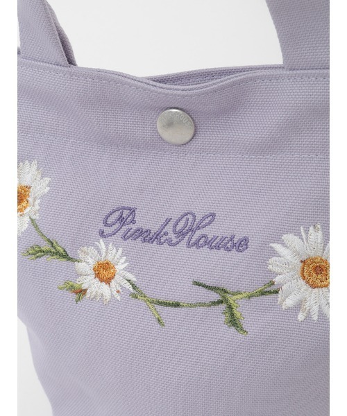 PINK HOUSE（ピンクハウス）の「マーガレットブーケ刺繍ミニトートポシェット（ショルダーバッグ・レディース・ブラック/サックスブルー/ピンク/ラベンダー・フリー）」の9枚目の写真