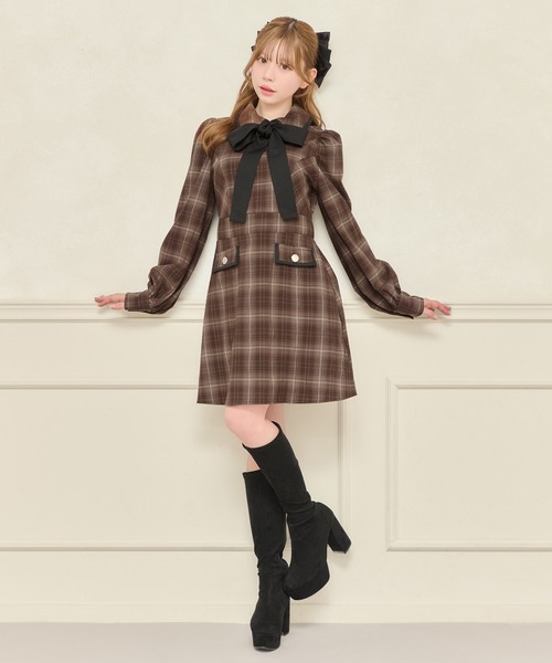 apres jour(アプレジュール)の「配色ボウタイミニワンピース(ワンピース・レディース・ブラウン系その他/ブラック系その他・X-LARGE/フリー)」の11枚目の写真