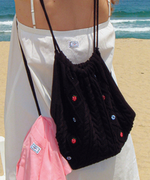 RONRON（ロンロン）の「RASPBERRY STRING KNIT BAG BLACK（バックパック/リュック）」
