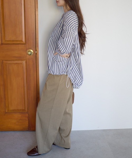 PREFERIR(プレフェリール)の「【ZOZO限定】裾ドロストワイドシャツブラウス(シャツ/ブラウス・レディース・ブラック/ネイビー/キャメル・FREE)」の11枚目の写真