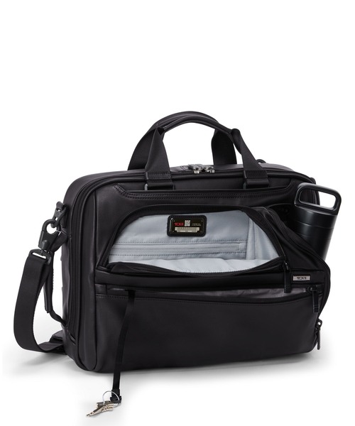TUMI(トゥミ)の「TUMI ALPHA(アルファ) スリーウェイ・コンバーチブル・ブリーフケース(A4/PC15インチまで対応)(ビジネスバッグ・メンズ・ブラック・FREE)」の4枚目の写真