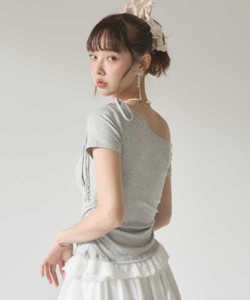 Nadana(ナダナ)の「レースフリルワンショルトップス(Tシャツ/カットソー・レディース・ホワイト/グレー/ブラック・FREE)」の11枚目の写真