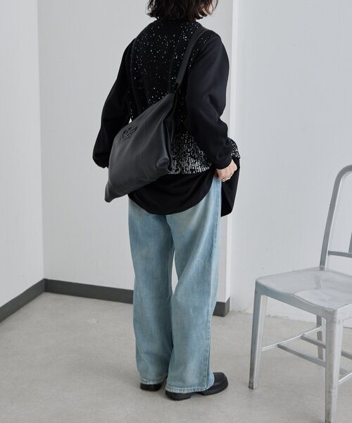 ear PAPILLONNER（イアパピヨネ）の「《本革》エンボスショルダーバッグL（ショルダーバッグ・レディース・ブラック/ベージュ/パープル・FREE）」の21枚目の写真