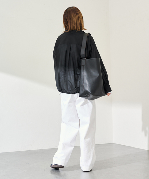 FRAMeWORK（フレームワーク）の「≪新色 / 追加≫シアートロドロストレギュラーシャツ（シャツ/ブラウス・レディース・ベージュ/ホワイト/ブラック/グレー・FREE）」の6枚目の写真