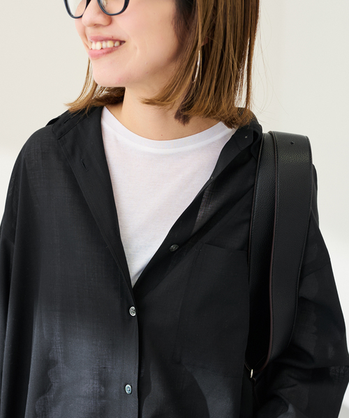 FRAMeWORK（フレームワーク）の「≪新色 / 追加≫シアートロドロストレギュラーシャツ（シャツ/ブラウス・レディース・ベージュ/ホワイト/ブラック/グレー・FREE）」の11枚目の写真