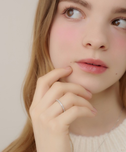 TITTY&CO.(ティティーアンドコー)の「【Monnette】ラインストーンリング(リング・レディース・シルバー/ゴールド・14/12)」の7枚目の写真