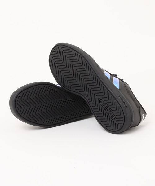 adidas（アディダス）の「《adidas》GRANDCOURTBASE3.0W（スニーカー・レディース・ブラック系その他/ホワイト系その他・22.5cm/23.0cm/23.5cm/24.0cm/24.5cm/25.0cm）」の4枚目の写真