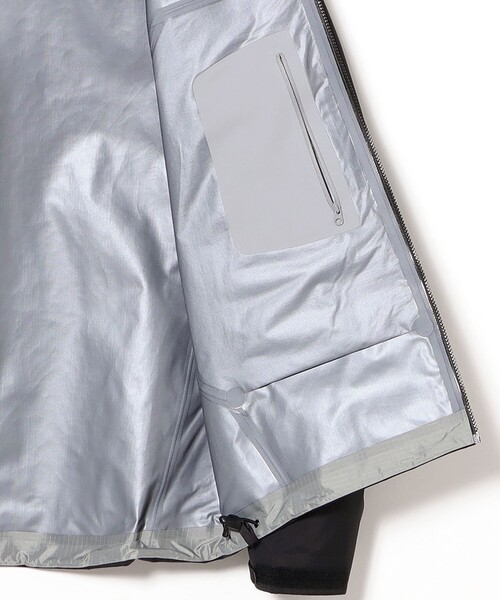 ARC'TERYX（アークテリクス）の「ARC’TERYX / Beta Jacket（ブルゾン・メンズ・ブラック/ブラック系その他4・SMALL/MEDIUM/LARGE/X-SMALL/X-LARGE）」の14枚目の写真