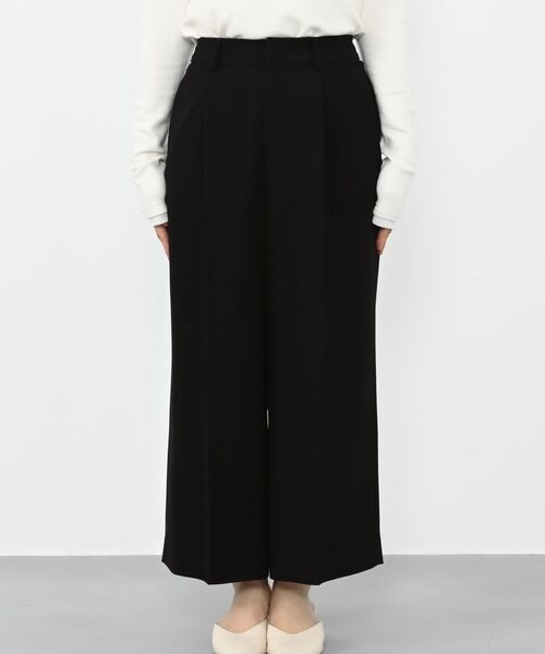 COHINA(コヒナ)の「トリアセジョーゼットストレートパンツ-short & regular 【低身長・小柄女性】(スラックス・レディース・ネイビー/ベージュ/ブラック・M-Regular/S-Regular/XS-Regular/M-Short/S-Short/XS-Short)」の19枚目の写真