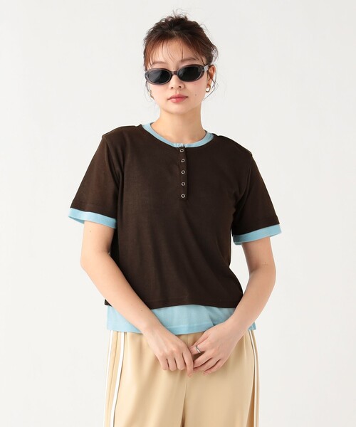 BEAMS HEART（ビームスハート）の「ヘンリーネック レイヤード プルオーバー（Tシャツ/カットソー・レディース・ブラウン系その他2/ブラウン/ライトグレー/ブラウン系その他・FREE）」の2枚目の写真