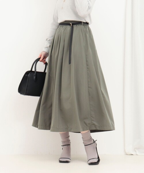 MICO COULIER（ミコクリエ）の「マットタフタスカート（スカート・レディース・ネイビー/オリーブ・36/38）」の2枚目の写真