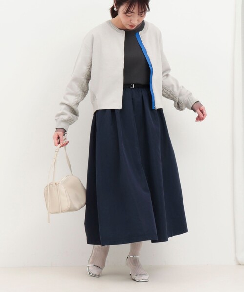 MICO COULIER（ミコクリエ）の「マットタフタスカート（スカート・レディース・ネイビー/オリーブ・36/38）」の8枚目の写真