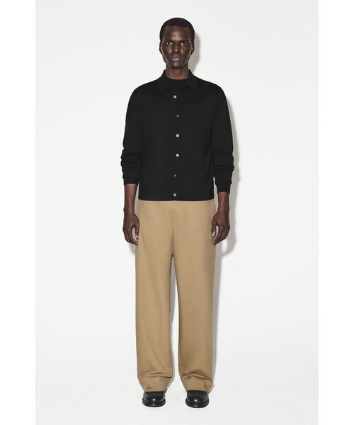 COS(コス)の「メリノウールシャツ(カーディガン/ボレロ・メンズ・ブラック・M/L/XS/S/XL)」の6枚目の写真