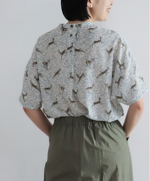 NOMBRE IMPAIR（ノンブルアンペール）の「【予約】バンビプリント　後開きTブラウス（シャツ/ブラウス・レディース・ブルー・FREE）」の7枚目の写真
