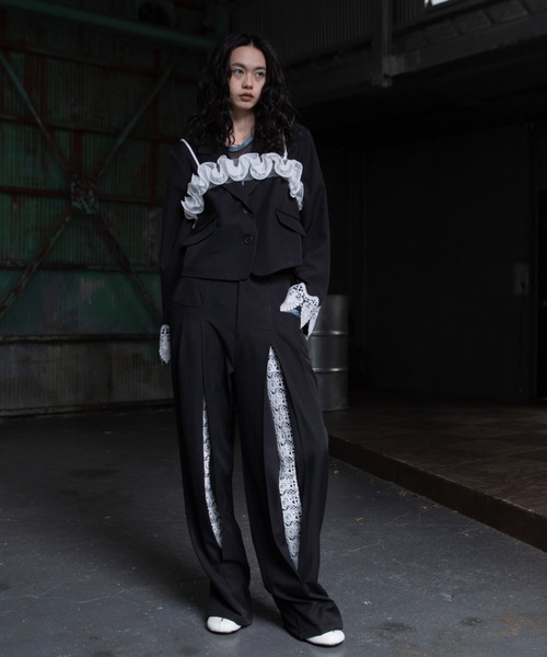 VACANCY（ヴァカンシー）の「ダブルフリルチュールビスチェ（その他トップス・レディース・ブラック/ホワイト・FREE）」の14枚目の写真