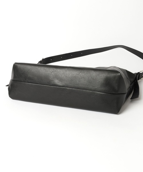 GLOBAL WORK（グローバルワーク）の「スペ軽バックルワンショルダー/640408（ショルダーバッグ・レディース・ブラック/ダークブラウン/ブラウン・FREE）」の8枚目の写真