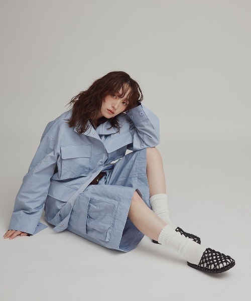 W:Huku(フーク)の「ワッシャー ナイロン カーゴ バミューダ パンツ / Washer Nylon Cargo Bermuda Shorts(その他パンツ・レディース・ブルーグレー/アイボリー/ブラック系その他・FREE)」の2枚目の写真