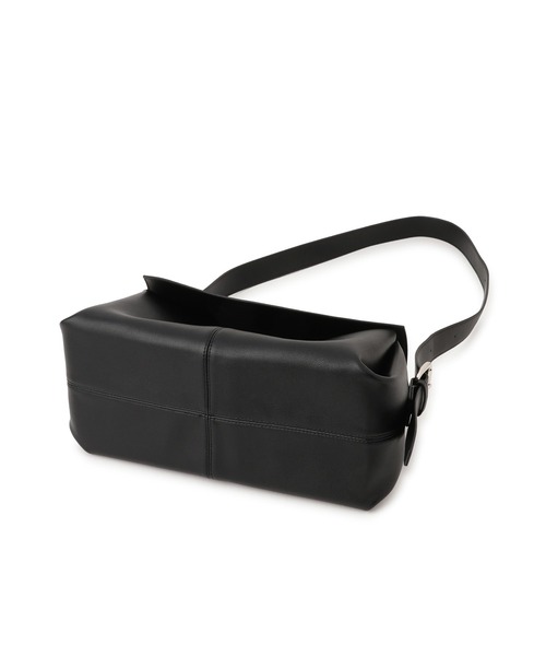 ADAM ET ROPE'（アダムエロペ）の「【サステナブル】フラップショルダーバッグ（ショルダーバッグ・レディース・ブラック/ブラウン・FREE）」の19枚目の写真