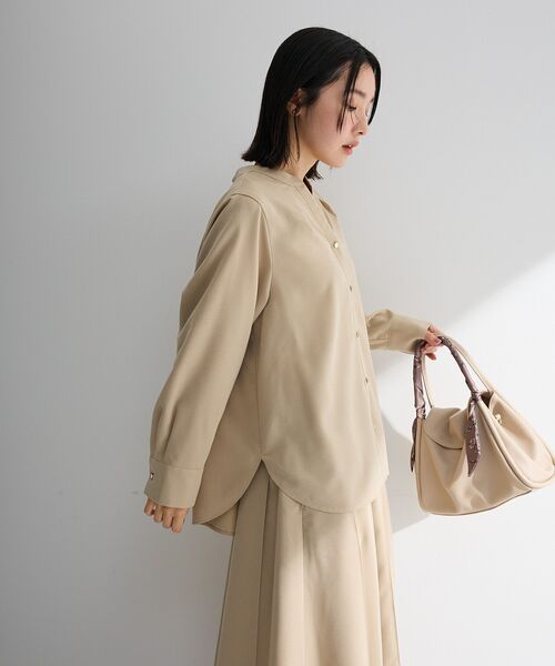 Green Parks(グリーンパークス)の「SET2点スキッパーブラウス+プリーツスカート(ワンピース・レディース・ベージュ/ホワイト系その他2/チャコールグレー・FREE)」の22枚目の写真