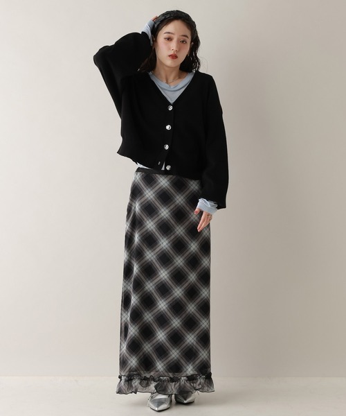 RAGEBLUE(レイジブルー)の「デコボタンニットカーディガン(カーディガン/ボレロ・レディース・グレー/ブルー/ブラック・FREE)」の4枚目の写真