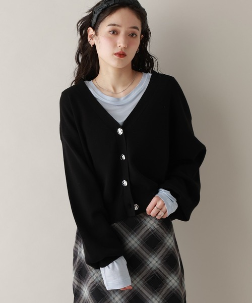 RAGEBLUE(レイジブルー)の「デコボタンニットカーディガン(カーディガン/ボレロ・レディース・グレー/ブルー/ブラック・FREE)」の7枚目の写真