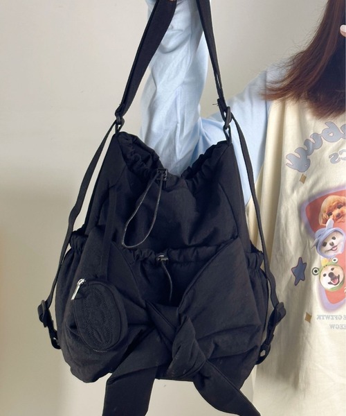 lilful(リルフル)の「【26年春夏新作】2WAYミニポーチ付きビッグリボンショルダーバッグ(ショルダーバッグ・レディース・グレー/ブラック・F)」の4枚目の写真