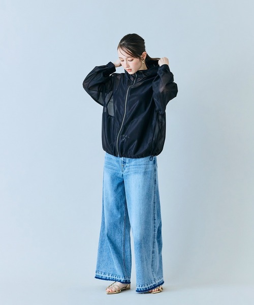 Audie a Muses(オーディアミューズ)の「シアーメッシュジップアップブルゾン(ブルゾン・レディース・ベージュ/ブラック・38/42)」の15枚目の写真