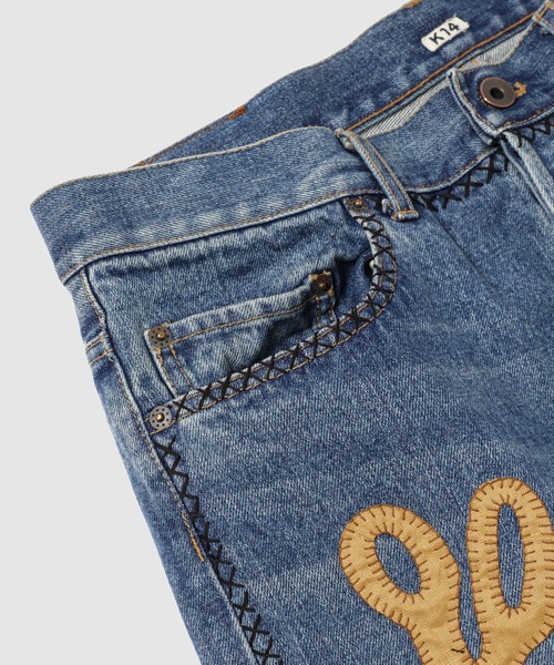 KHOKI（コッキ）の「Hand-Embroidered Denim Pants（デニムパンツ・メンズ・インディゴブルー/ブラック・2）」の7枚目の写真